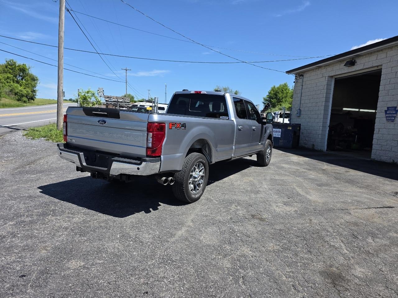 Ford F-350 SD Lariat Crew Cab Long Bed 4WD 2021