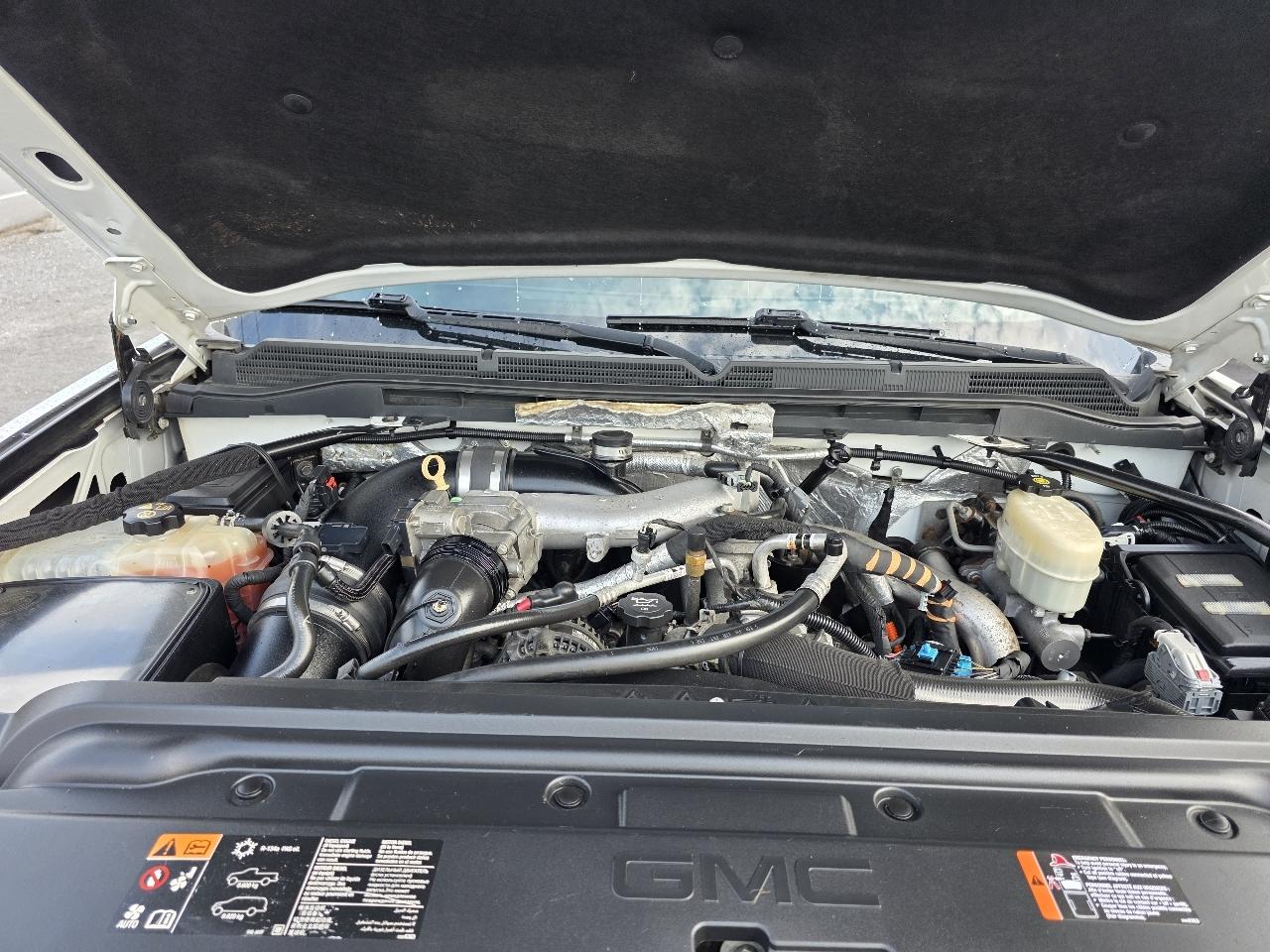 GMC Sierra 2500HD Denali Crew Cab 4WD 2016