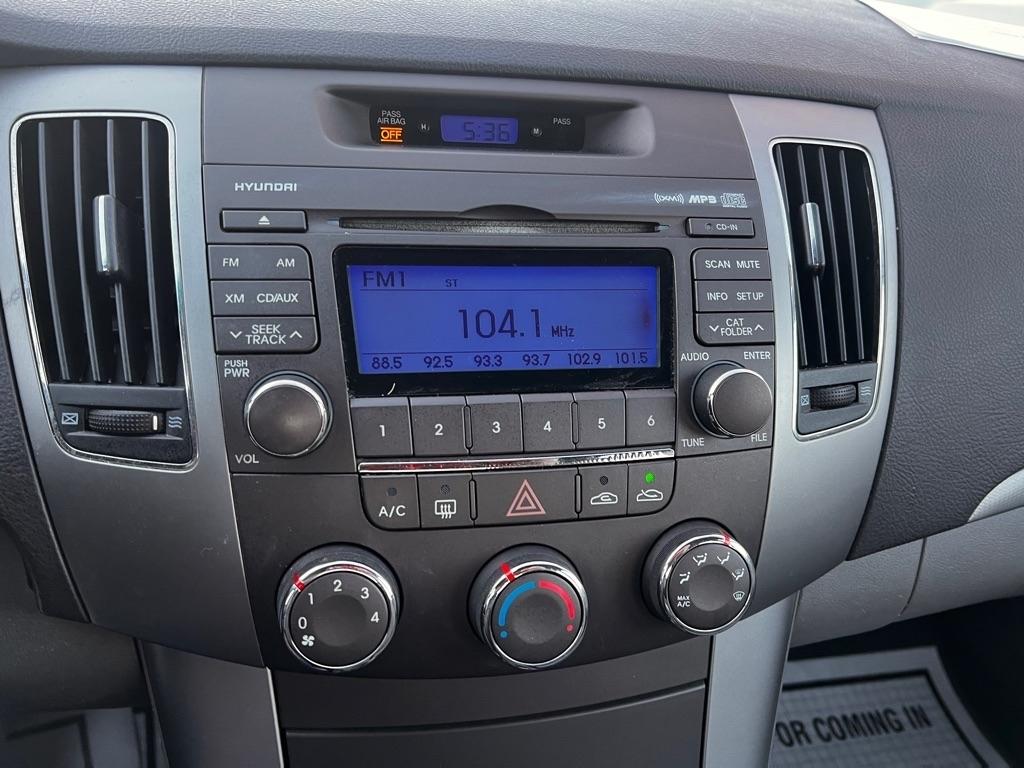 Hyundai Sonata SE V6 2010