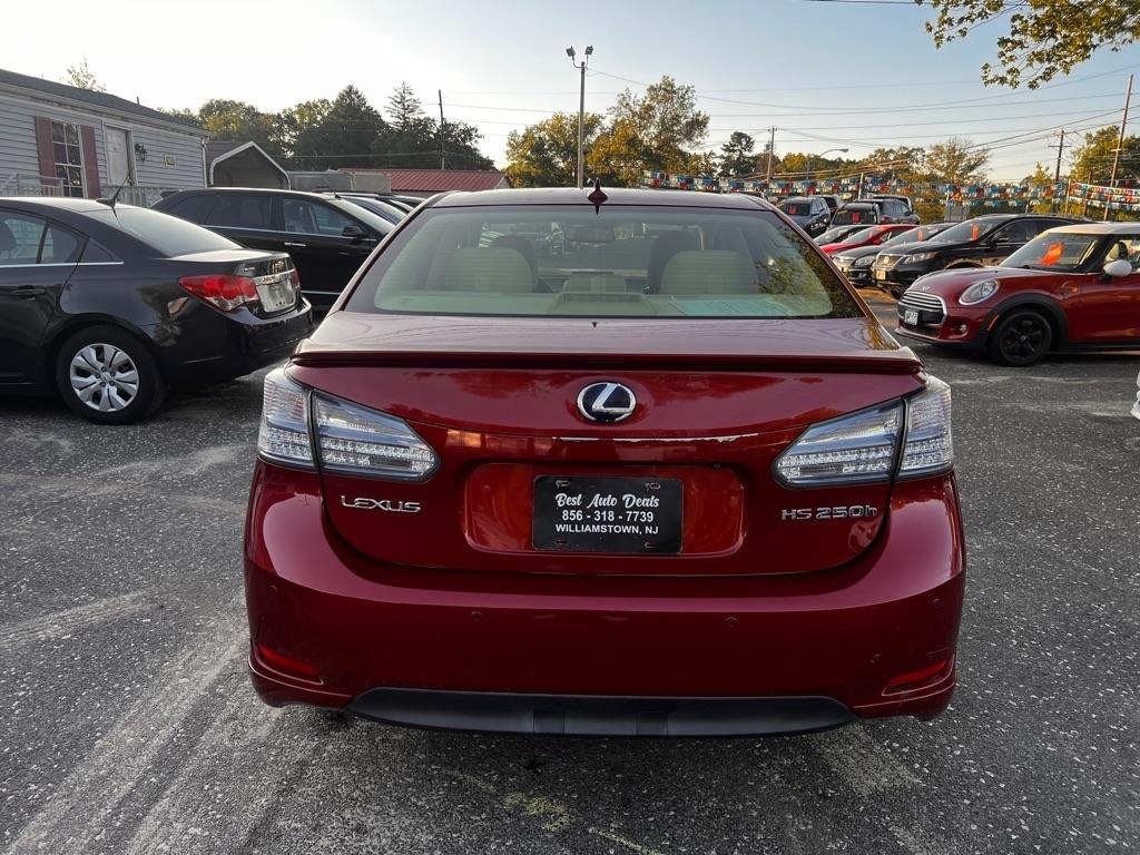 Lexus HS 250h Sedan 2010