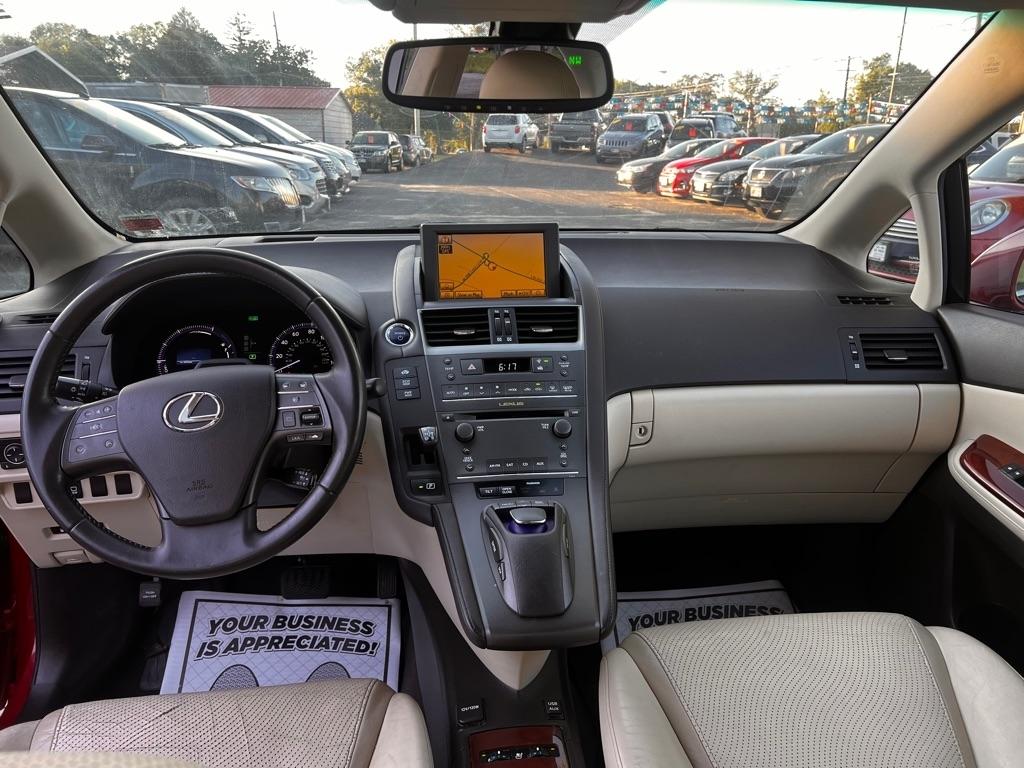 Lexus HS 250h Sedan 2010
