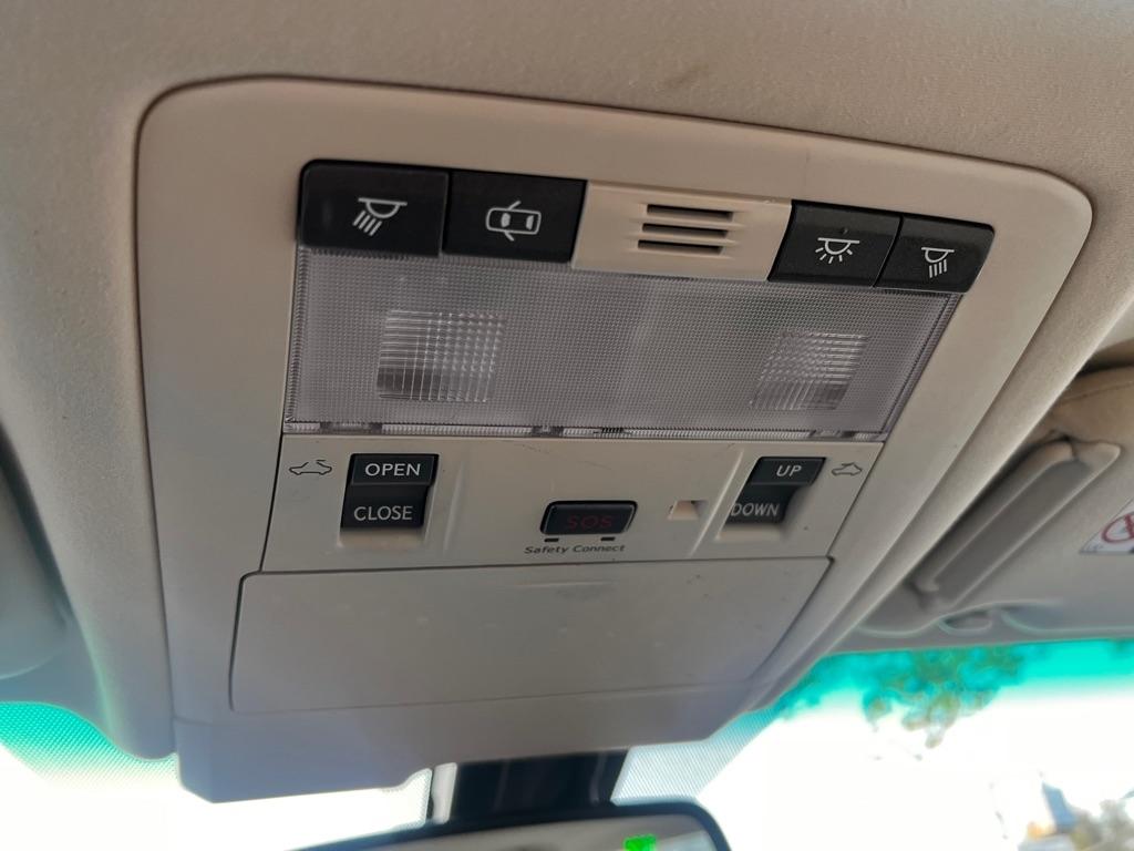 Lexus HS 250h Sedan 2010