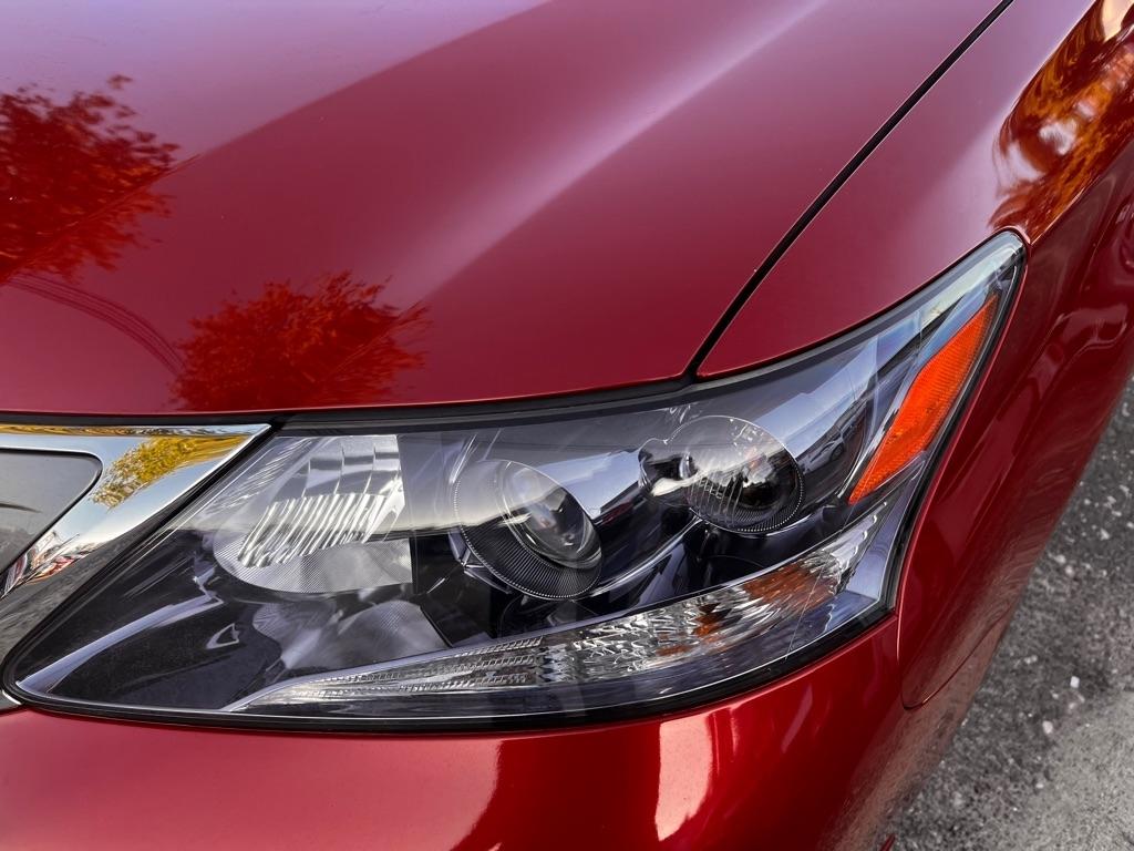 Lexus HS 250h Sedan 2010