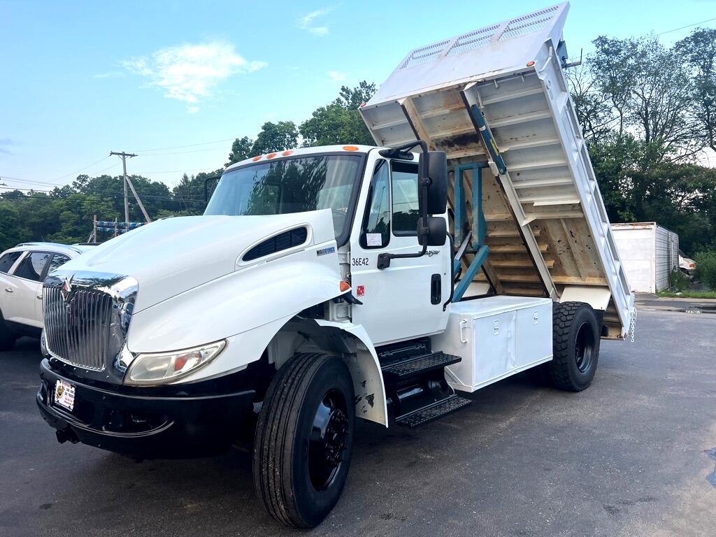 International DuraStar 4300  2014 International DuraStar 4300  2014