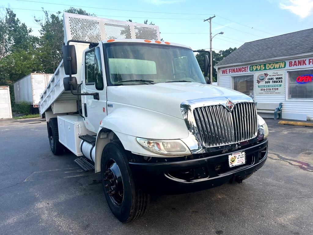 International DuraStar 4300  2014 International DuraStar 4300  2014