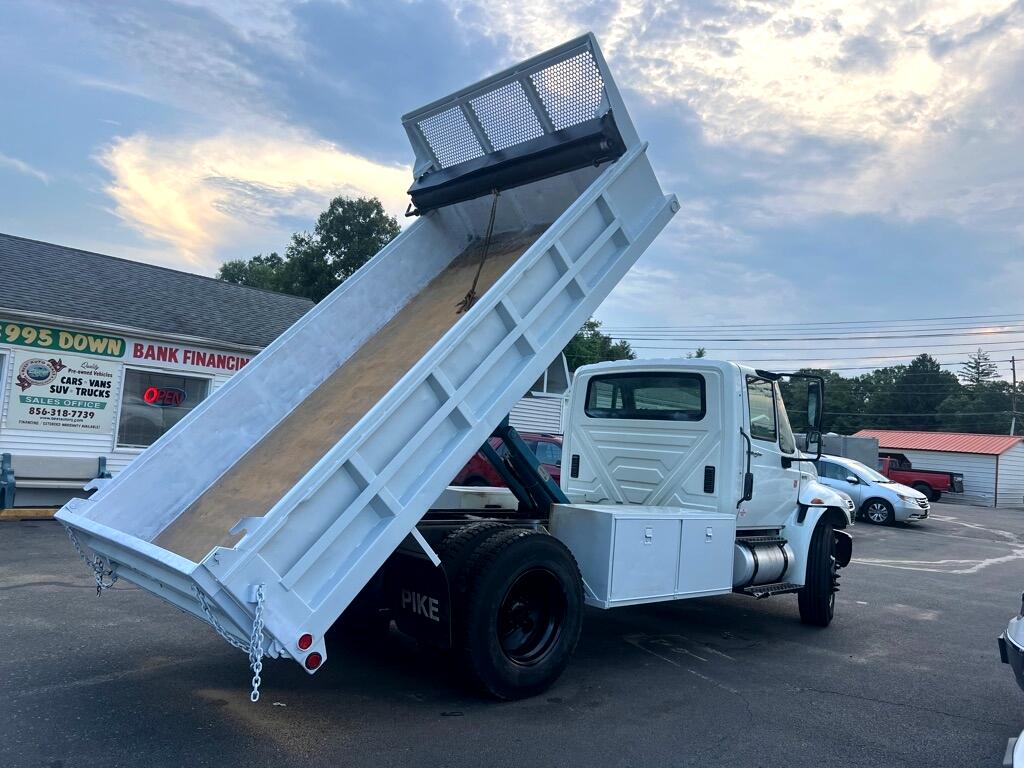 International DuraStar 4300  2014 International DuraStar 4300  2014