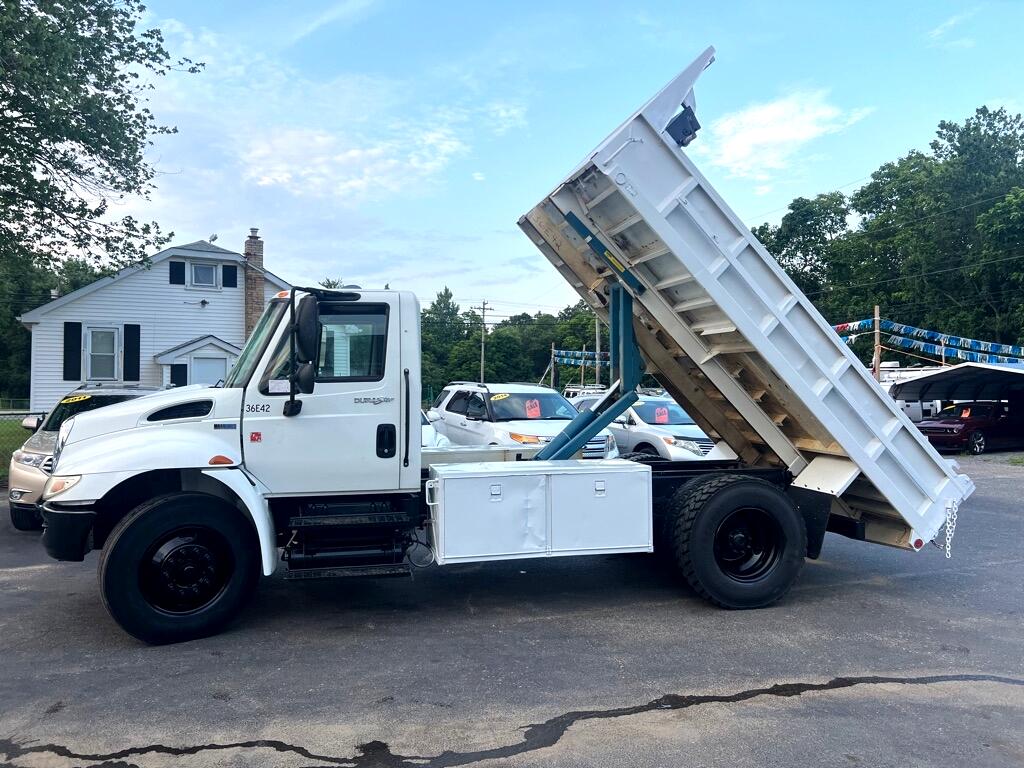 International DuraStar 4300  2014 International DuraStar 4300  2014