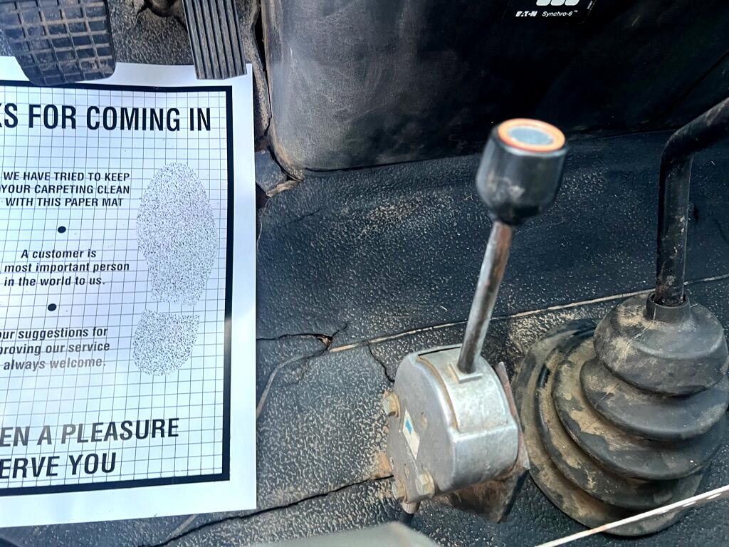 International DuraStar 4300  2014 International DuraStar 4300  2014