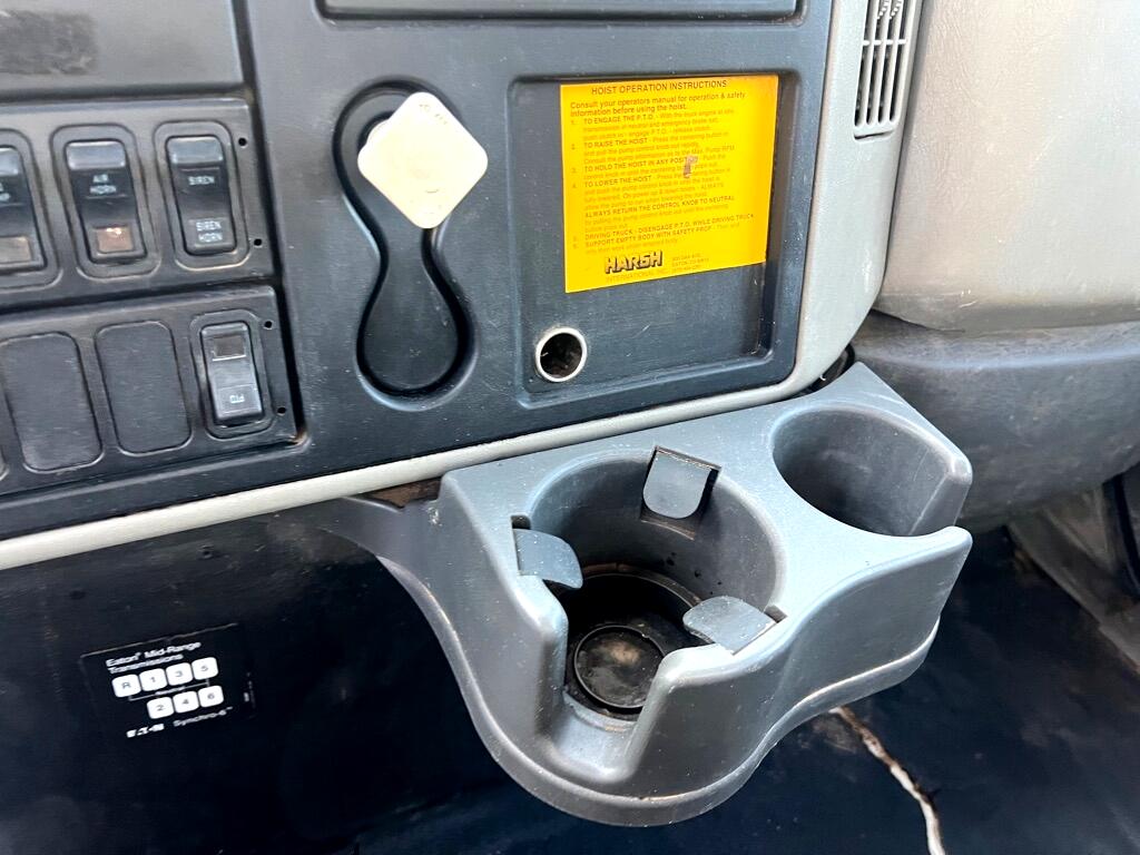 International DuraStar 4300  2014 International DuraStar 4300  2014