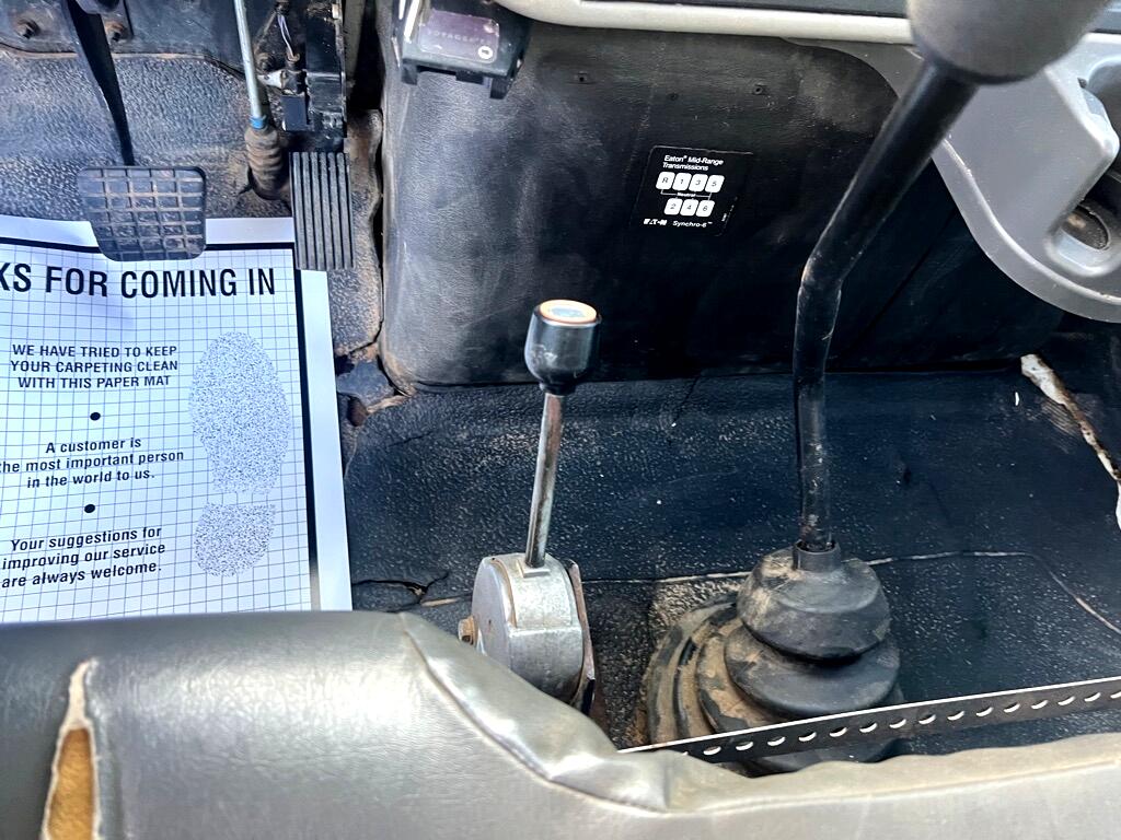 International DuraStar 4300  2014 International DuraStar 4300  2014