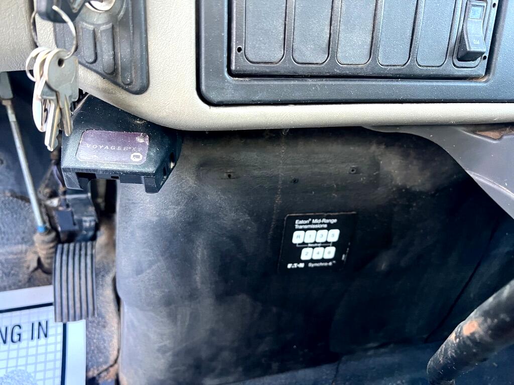 International DuraStar 4300  2014 International DuraStar 4300  2014