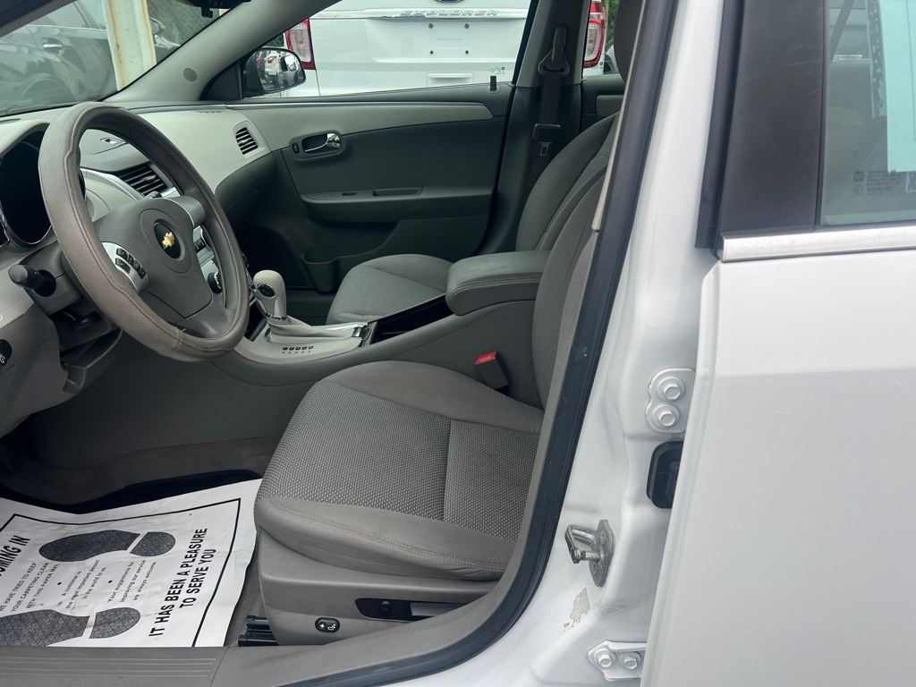 Chevrolet Malibu LS 2012 Chevrolet Malibu LS 2012