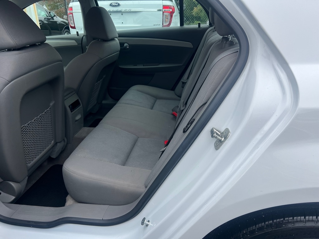 Chevrolet Malibu LS 2012 Chevrolet Malibu LS 2012