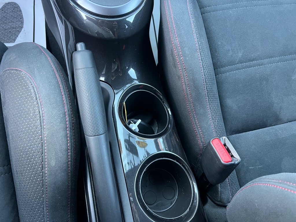 Nissan Juke S AWD 2013