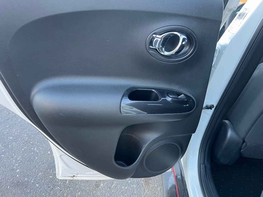 Nissan Juke S AWD 2013