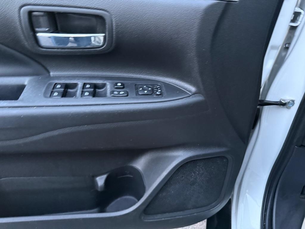 Mitsubishi Outlander SE 2WD 2020