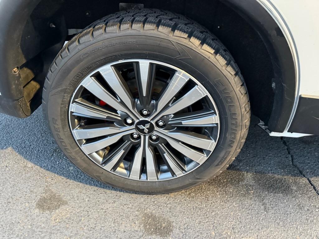 Mitsubishi Outlander SE 2WD 2020