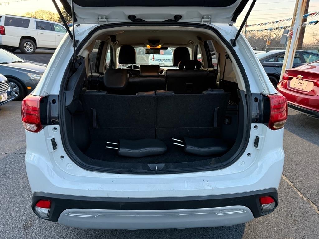 Mitsubishi Outlander SE 2WD 2020