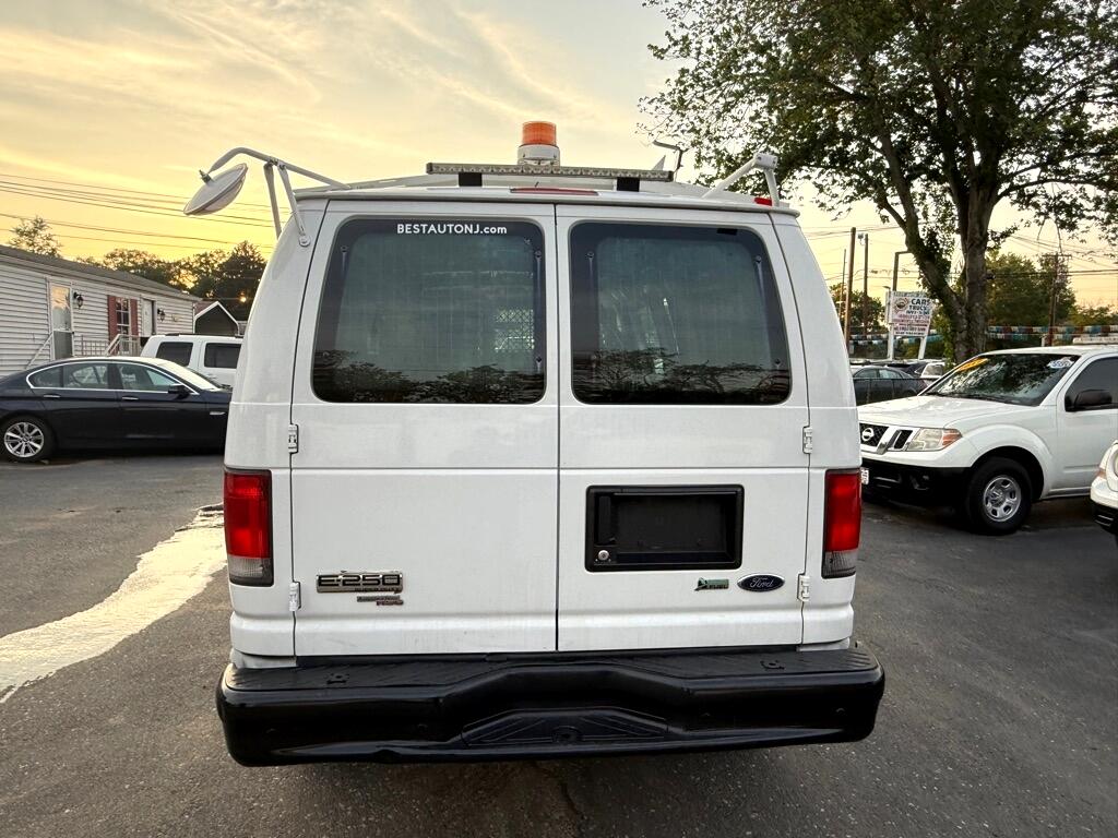 Ford Econoline E-250 2013 Ford Econoline E-250 2013