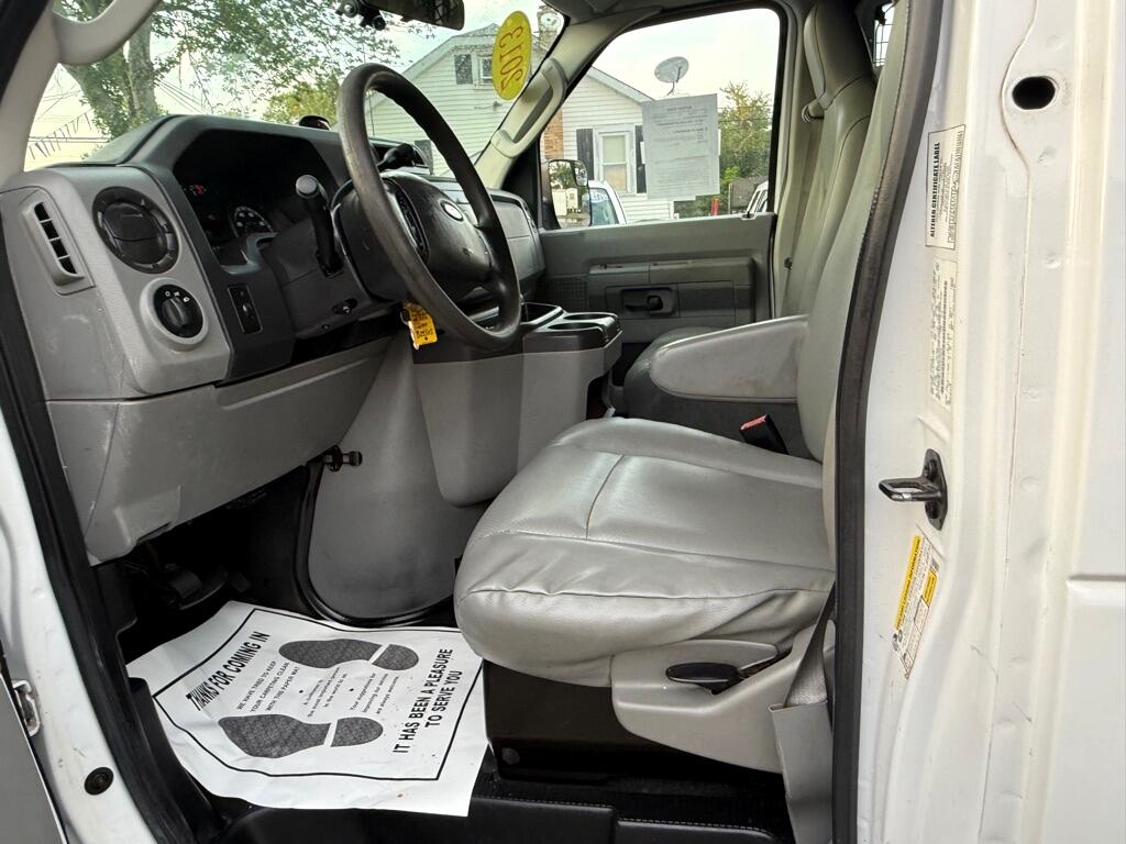 Ford Econoline E-250 2013 Ford Econoline E-250 2013