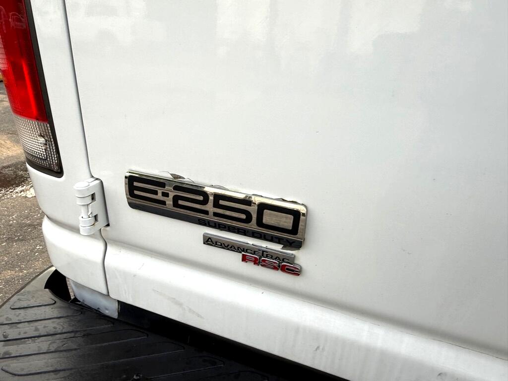 Ford Econoline E-250 2013 Ford Econoline E-250 2013