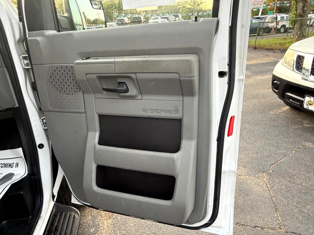 Ford Econoline E-250 2013 Ford Econoline E-250 2013