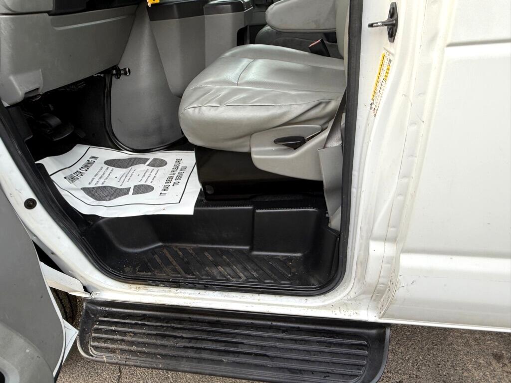 Ford Econoline E-250 2013 Ford Econoline E-250 2013