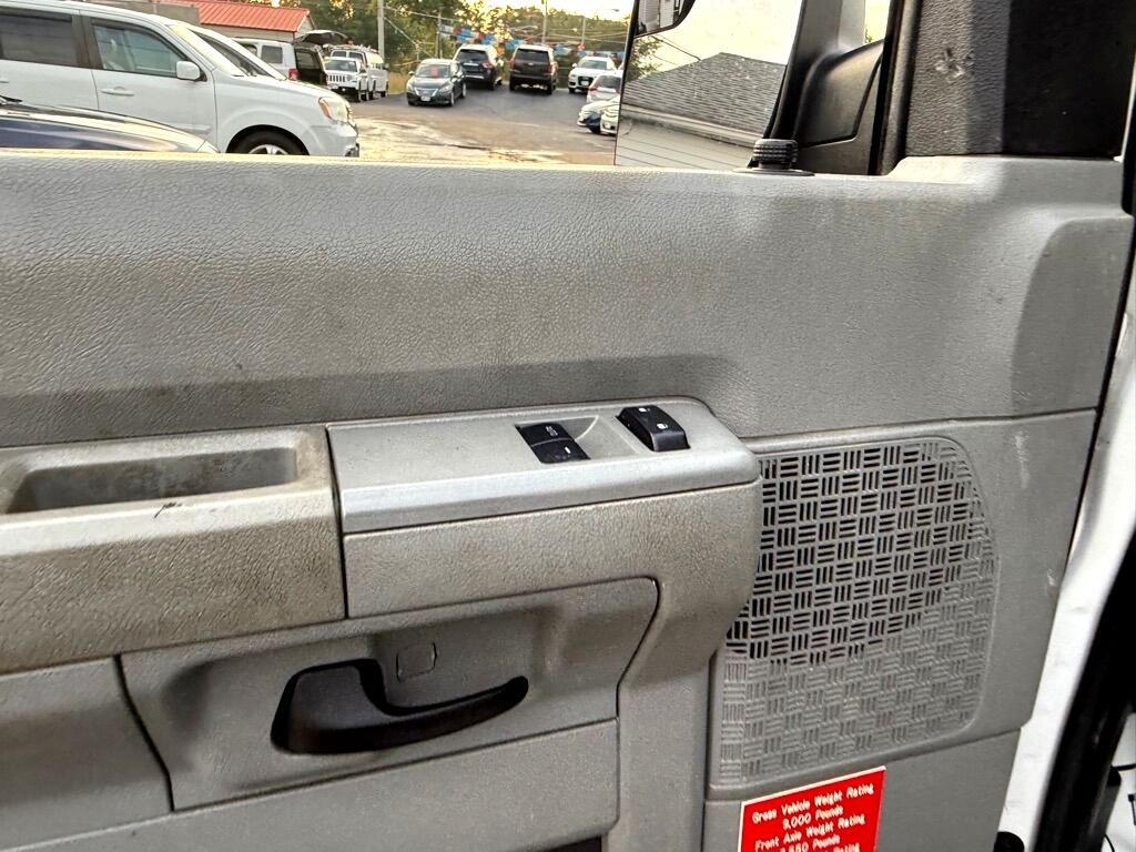 Ford Econoline E-250 2013 Ford Econoline E-250 2013