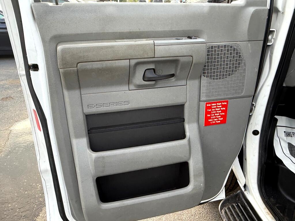 Ford Econoline E-250 2013 Ford Econoline E-250 2013