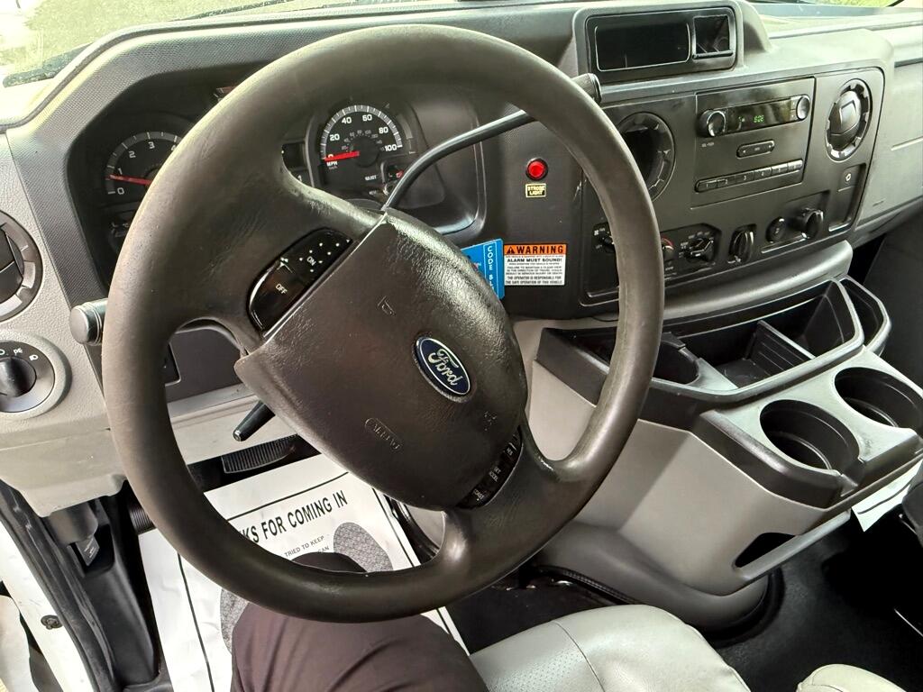 Ford Econoline E-250 2013 Ford Econoline E-250 2013