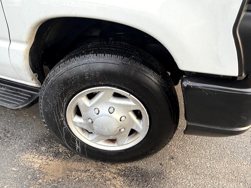 Ford Econoline E-250 2013 Ford Econoline E-250 2013