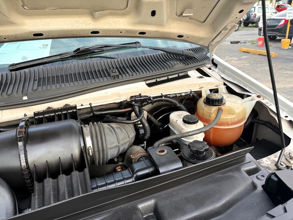 Ford Econoline E-250 2013 Ford Econoline E-250 2013