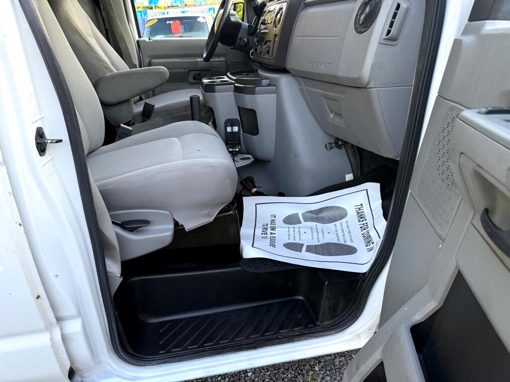 Ford Econoline E-150 2014 Ford Econoline E-150 2014