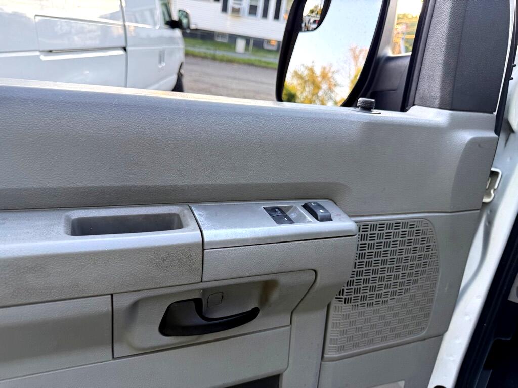 Ford Econoline E-150 2014 Ford Econoline E-150 2014