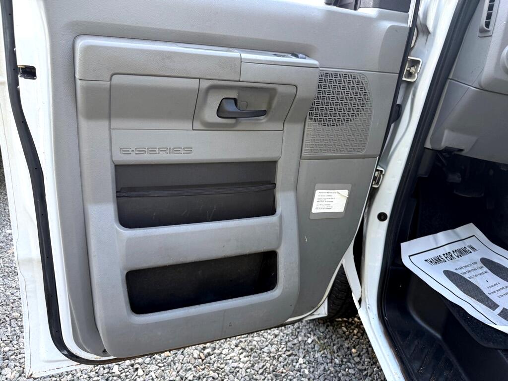 Ford Econoline E-150 2014 Ford Econoline E-150 2014