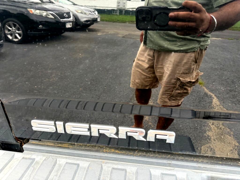 GMC Sierra 1500 SLE Ext. Cab 4WD 2014 GMC Sierra 1500 SLE Ext. Cab 4WD 2014