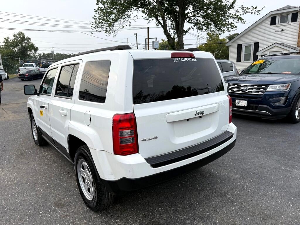 2014 Jeep Patriot Sport photo 3