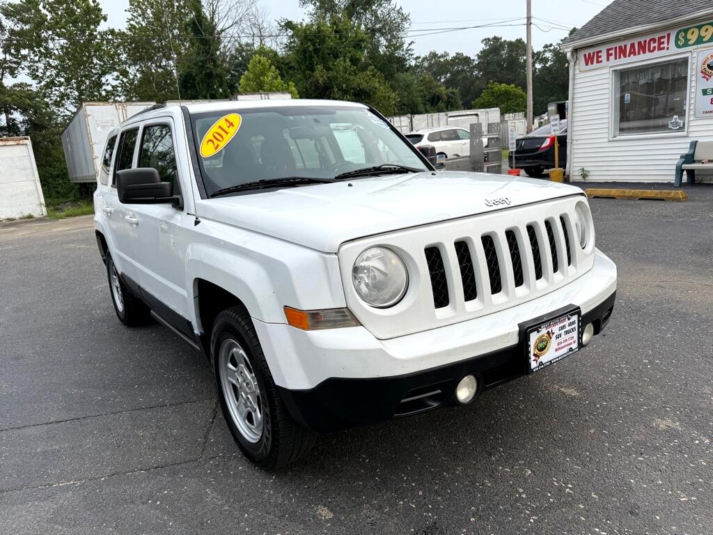 2014 Jeep Patriot Sport photo 4
