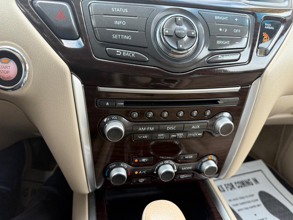 Nissan Pathfinder S 4WD 2014