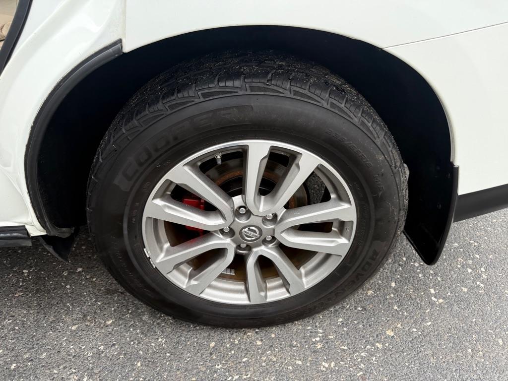 Nissan Pathfinder S 4WD 2014