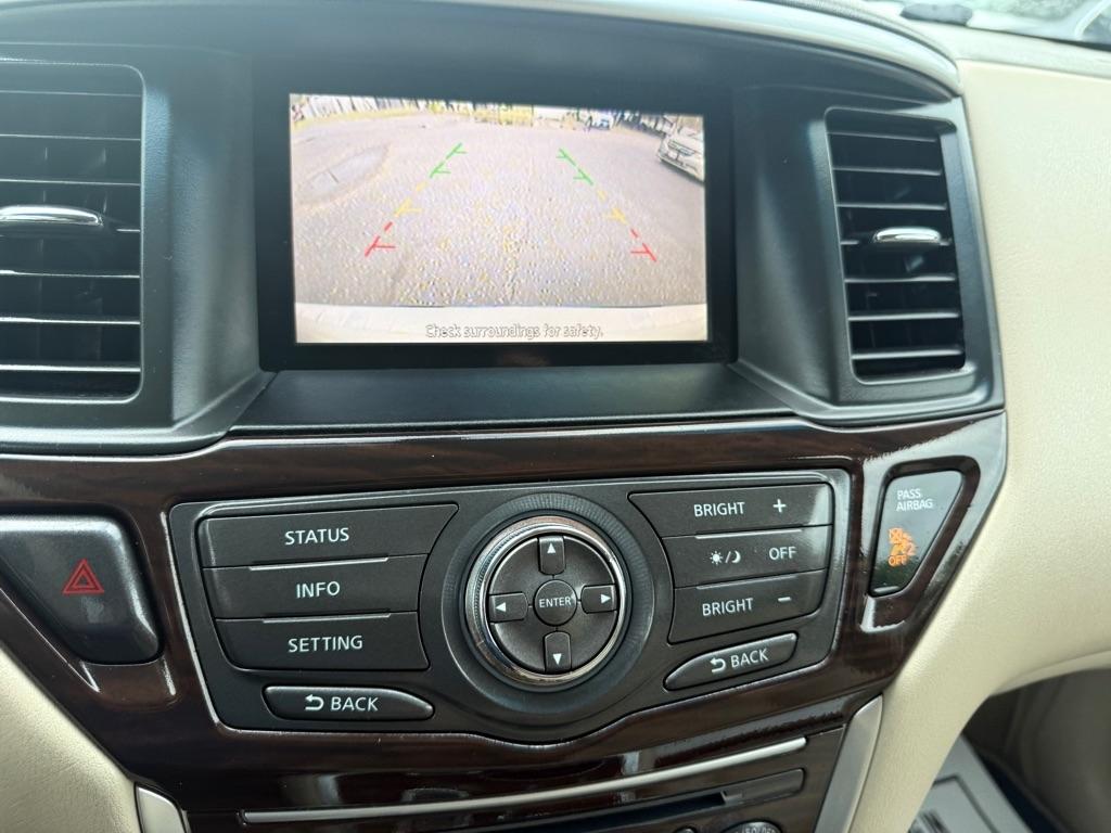 Nissan Pathfinder S 4WD 2014
