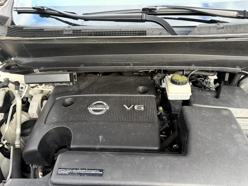 Nissan Pathfinder S 4WD 2014
