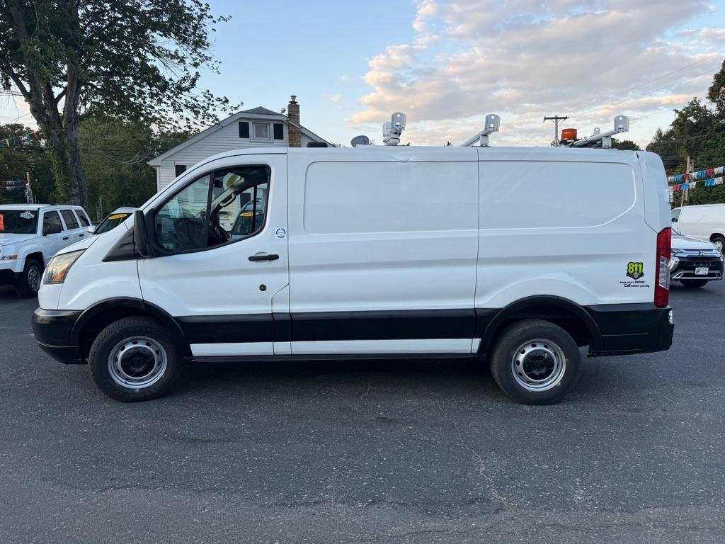 Ford Transit 250 Van Low Roof 60/40 Pass.130-in. WB 2016