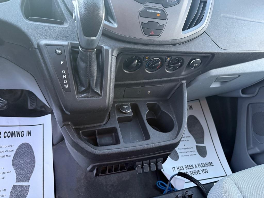 Ford Transit 250 Van Low Roof 60/40 Pass.130-in. WB 2016