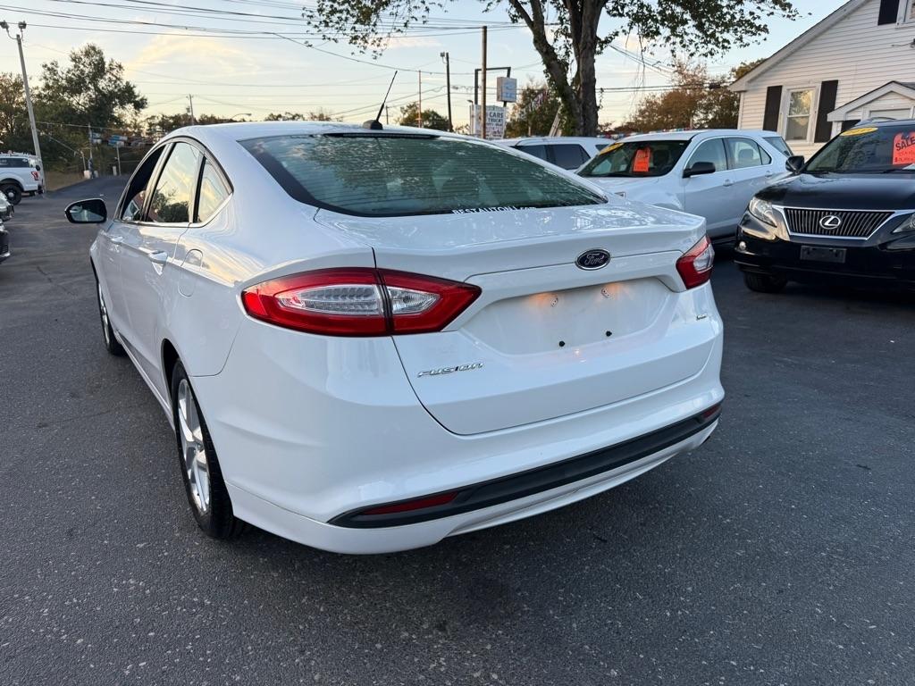 Ford Fusion SE 2014