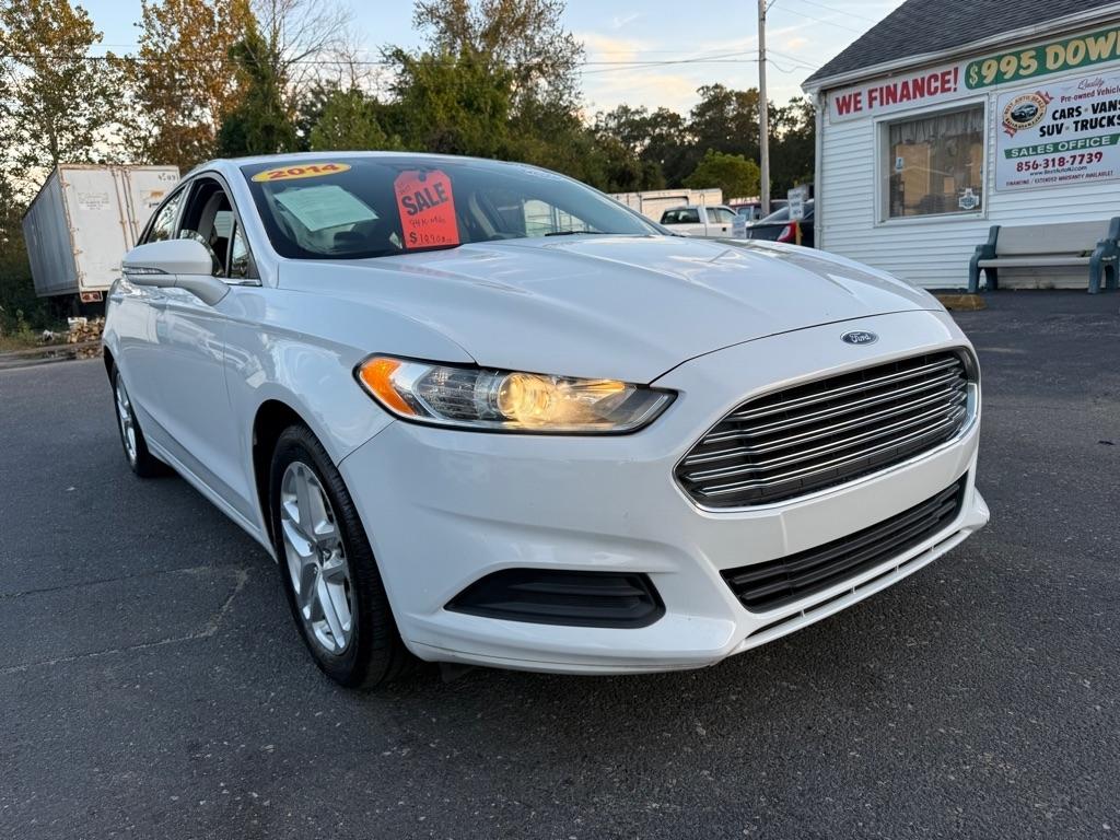 Ford Fusion SE 2014