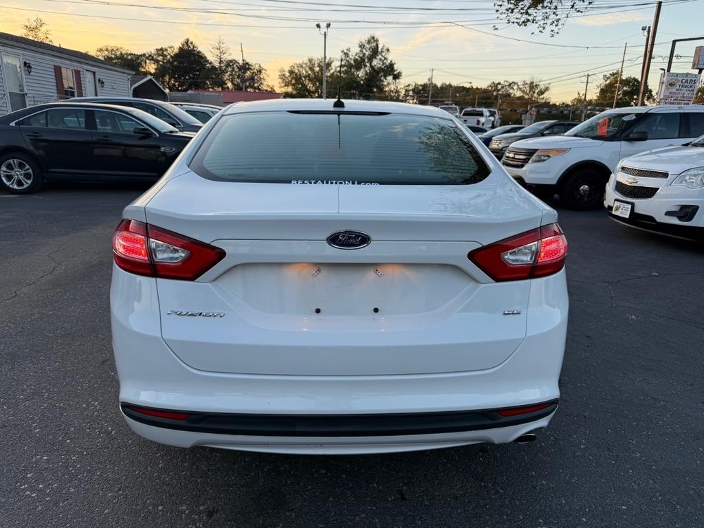 Ford Fusion SE 2014