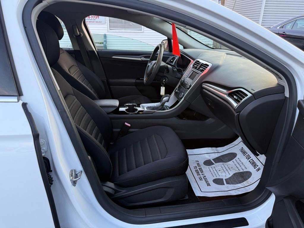 Ford Fusion SE 2014