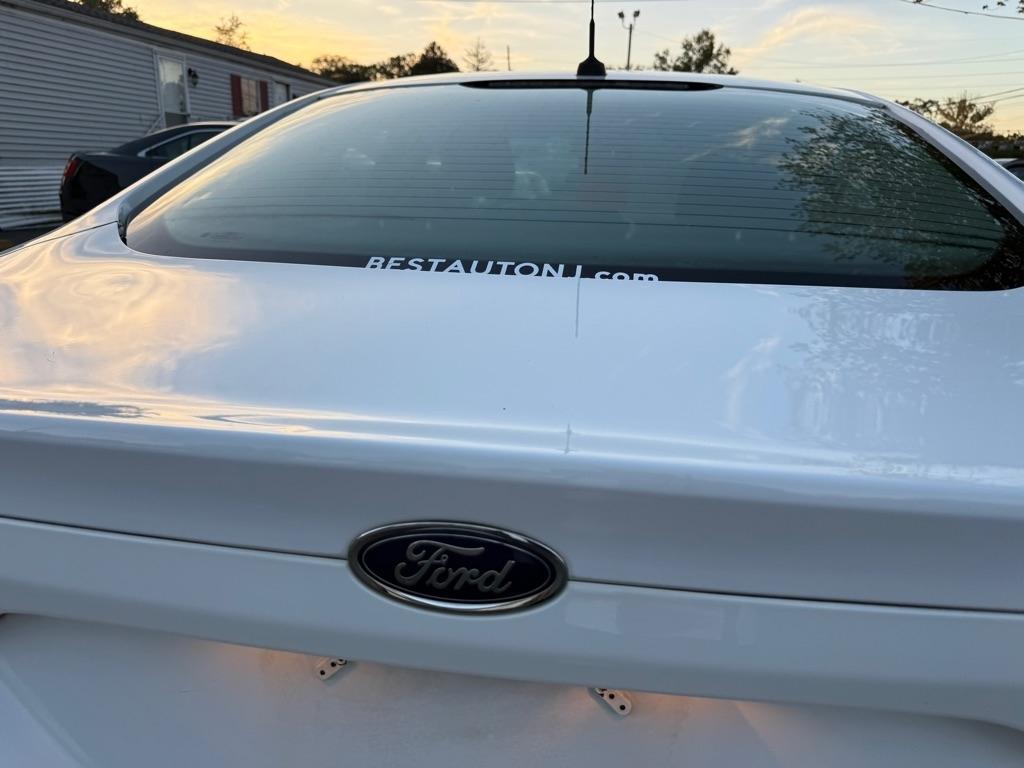 Ford Fusion SE 2014