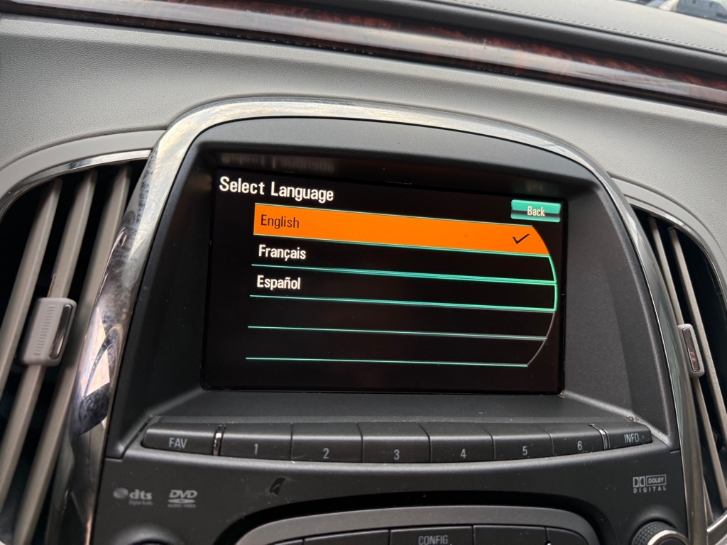 Buick LaCrosse Premium Package 1, w/Leather 2012 Buick LaCrosse Premium Package 1, w/Leather 2012